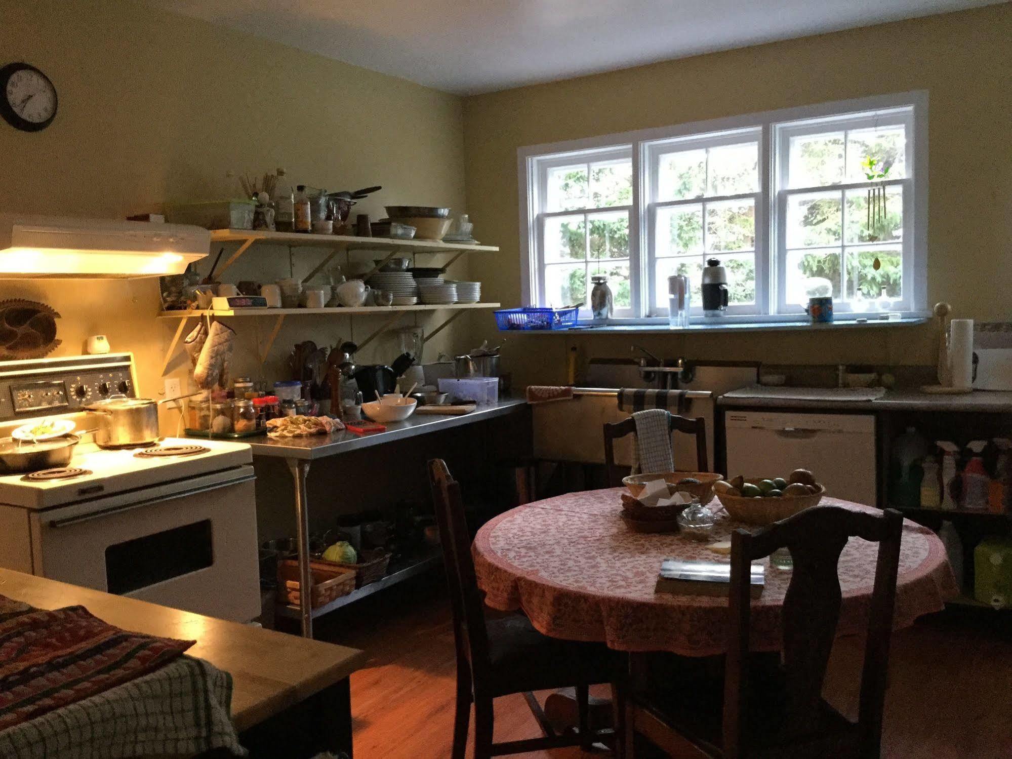 Meems Elliston B&B Eksteriør billede