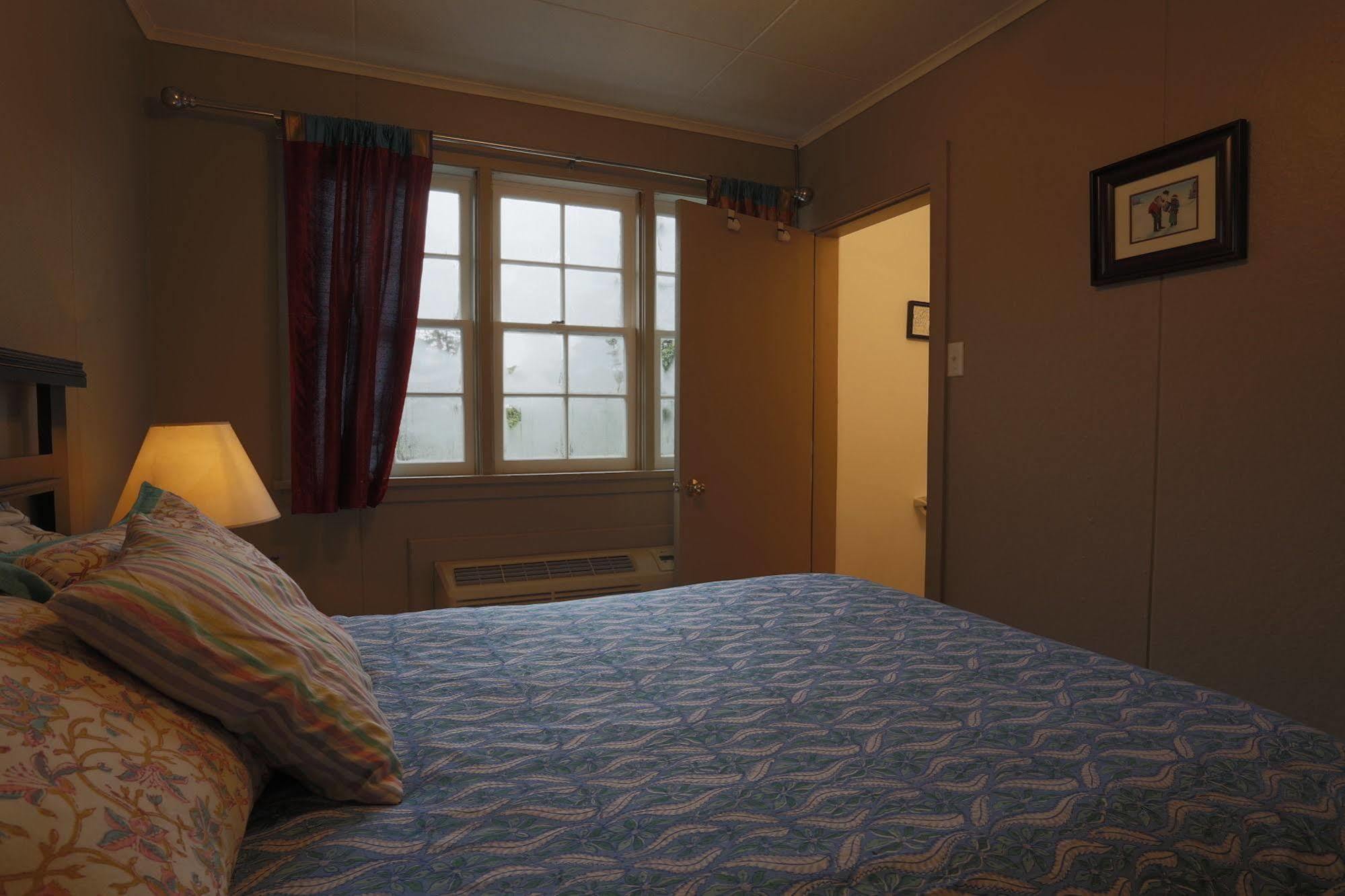 Meems Elliston B&B Eksteriør billede